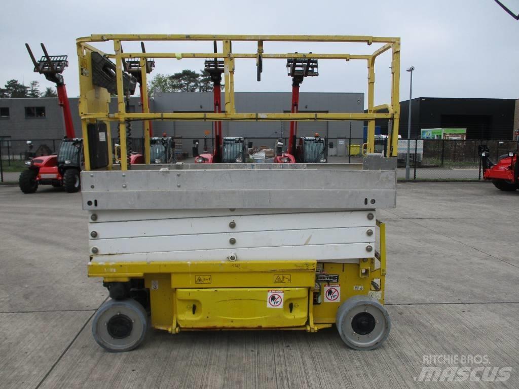 JLG 2630 ES (576) رافعات مقصية الشكل