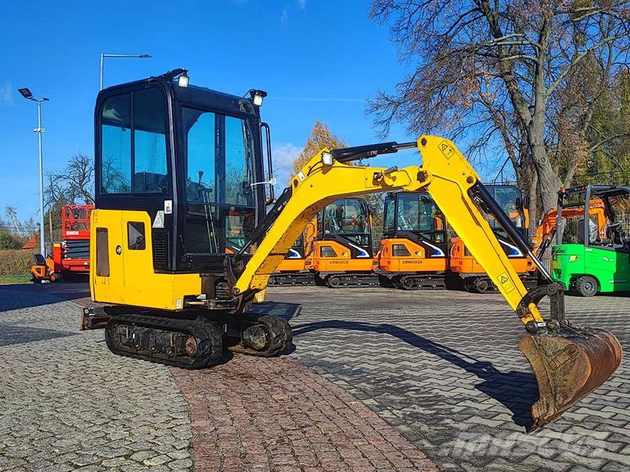 JCB 15 C-1 حفارات صغيرة أقل من 7 طن (حفارات صغيرة)