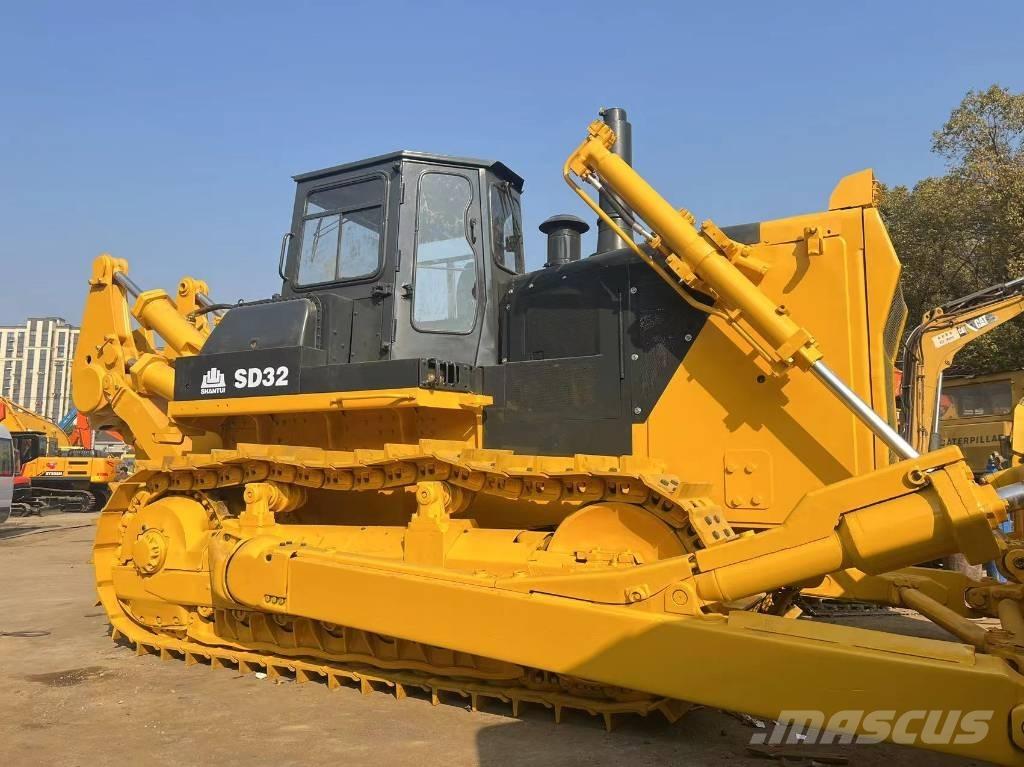 Shantui SD 32 بلدوزرات مجنزرة