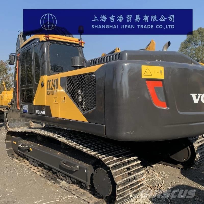 Volvo EC 240 حفارات زحافة