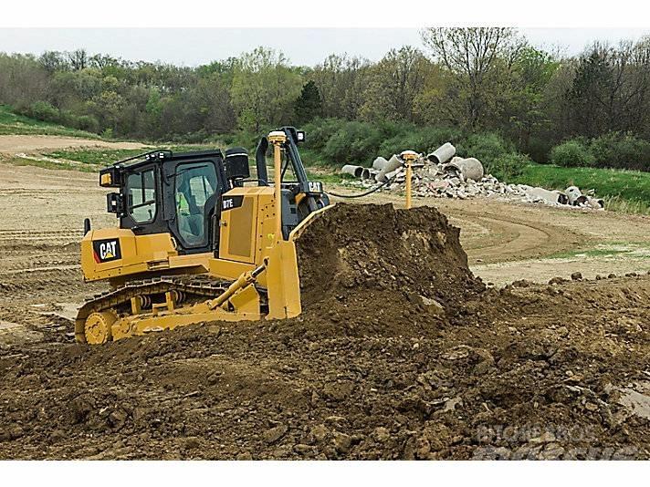 CAT D7E بلدوزرات مجنزرة