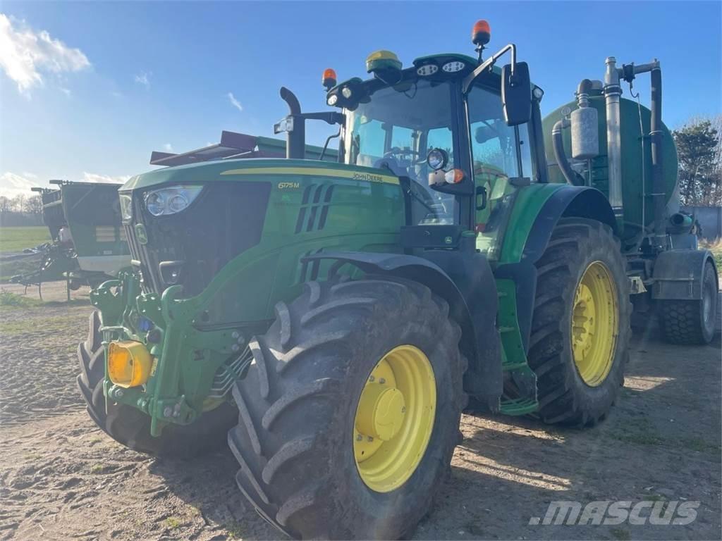 John Deere 6175M الجرارات