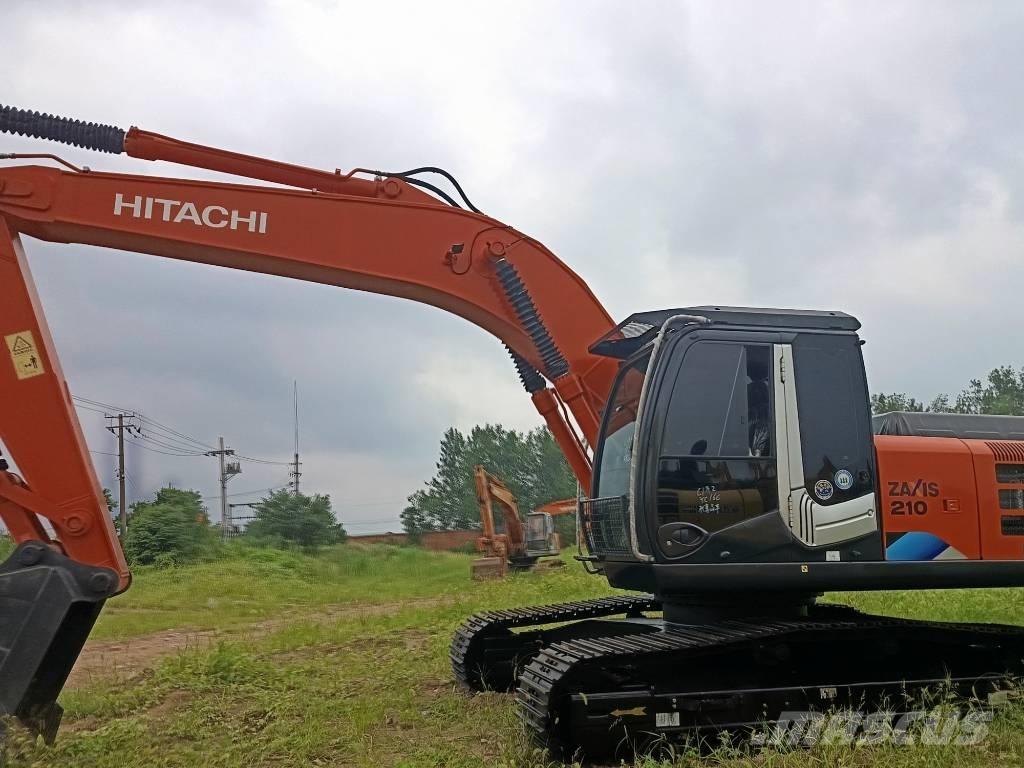 Hitachi ZX 210 حفارات زحافة