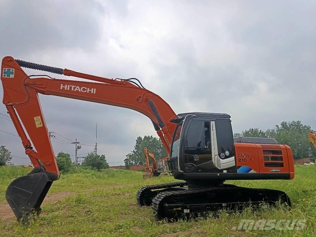 Hitachi ZX 210 حفارات زحافة