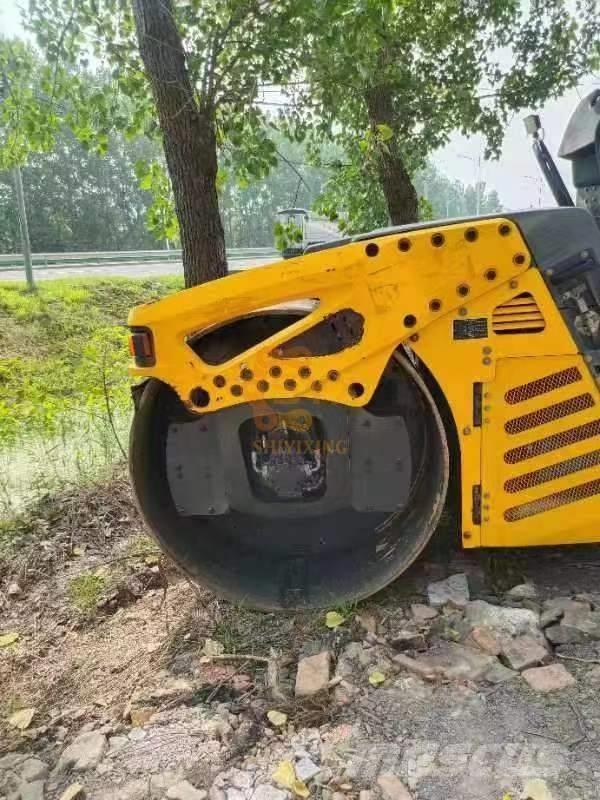 Sakai SW 770 ND مداحل ثنائية الاسطوانة