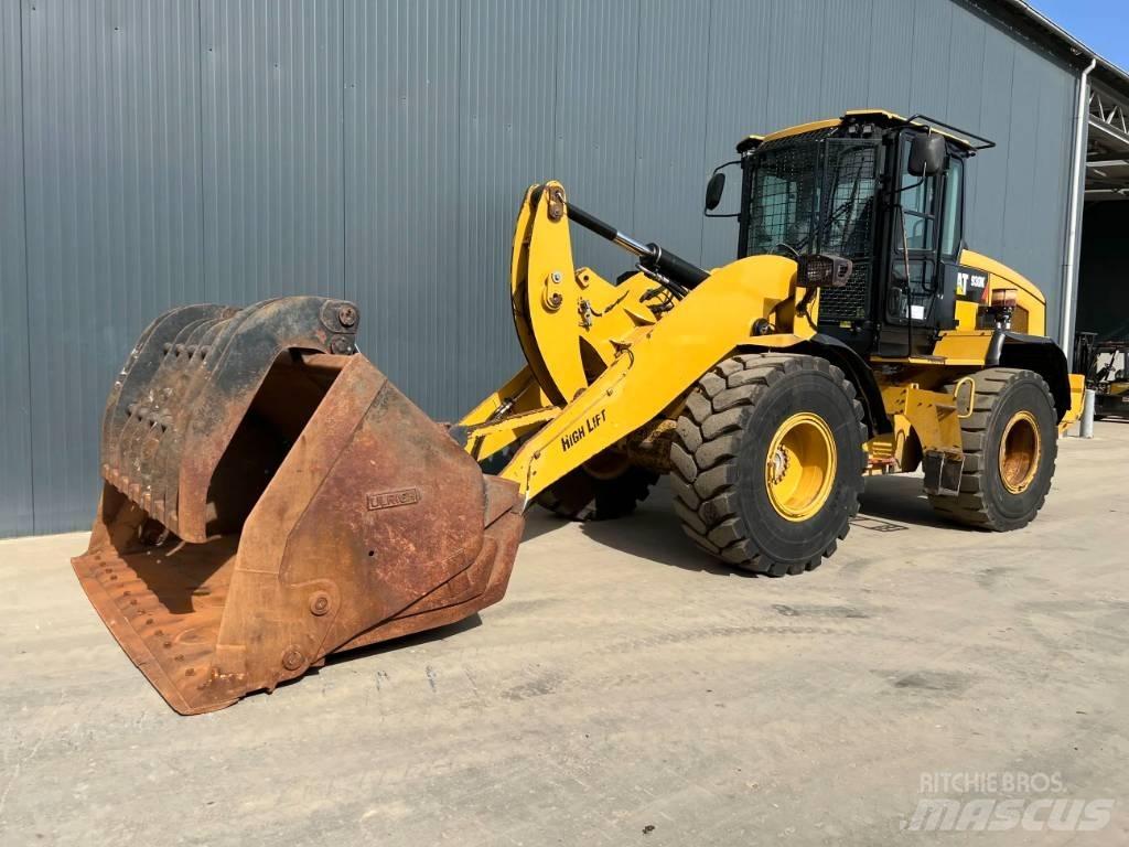 CAT 930K لوادر بعجل