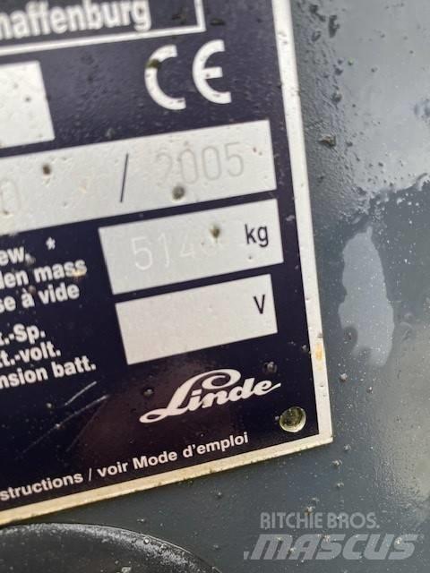 Linde H 30 D-03 شاحنات الديزل
