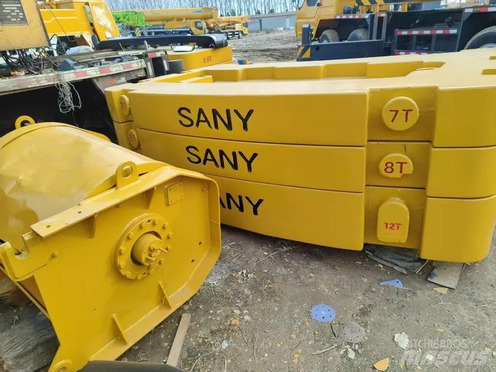Sany STC 1300 رافعات صالحة لكل أنواع الطرق
