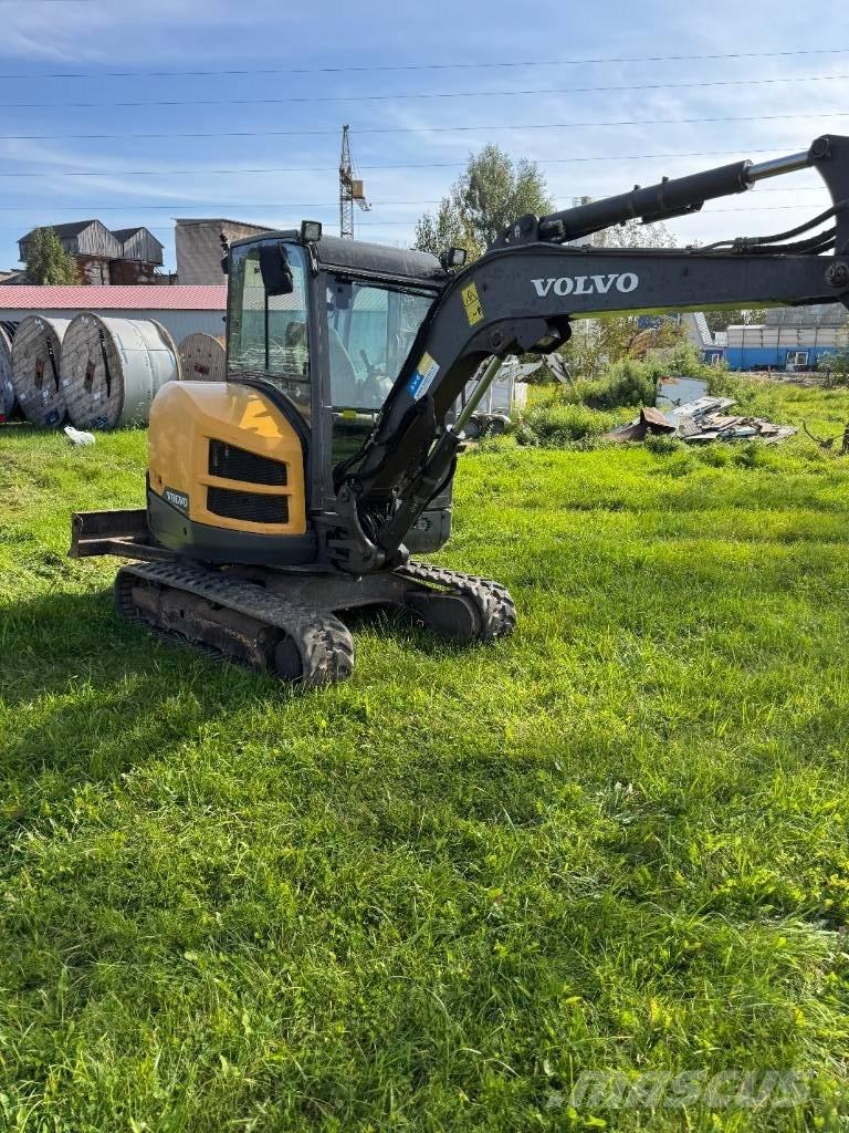 Volvo EC 35 D حفارات صغيرة أقل من 7 طن (حفارات صغيرة)