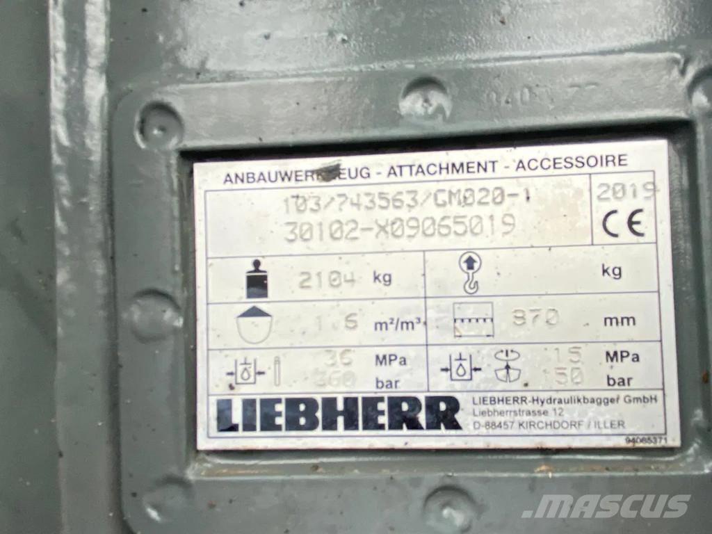 Liebherr GM020- 1 خطاطيف