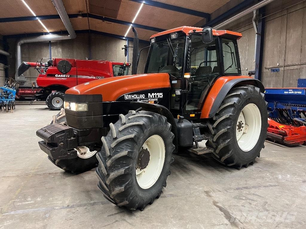 New Holland M 115 الجرارات