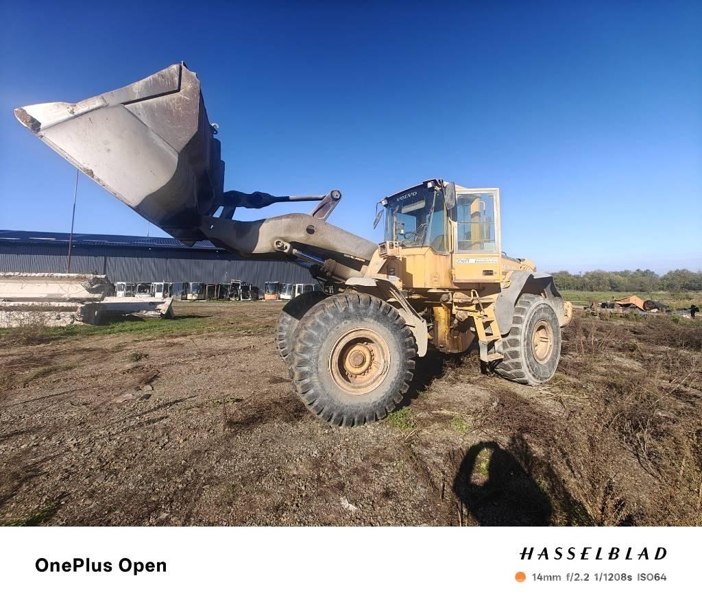 Volvo L 120 E الشاسيه والتعليق