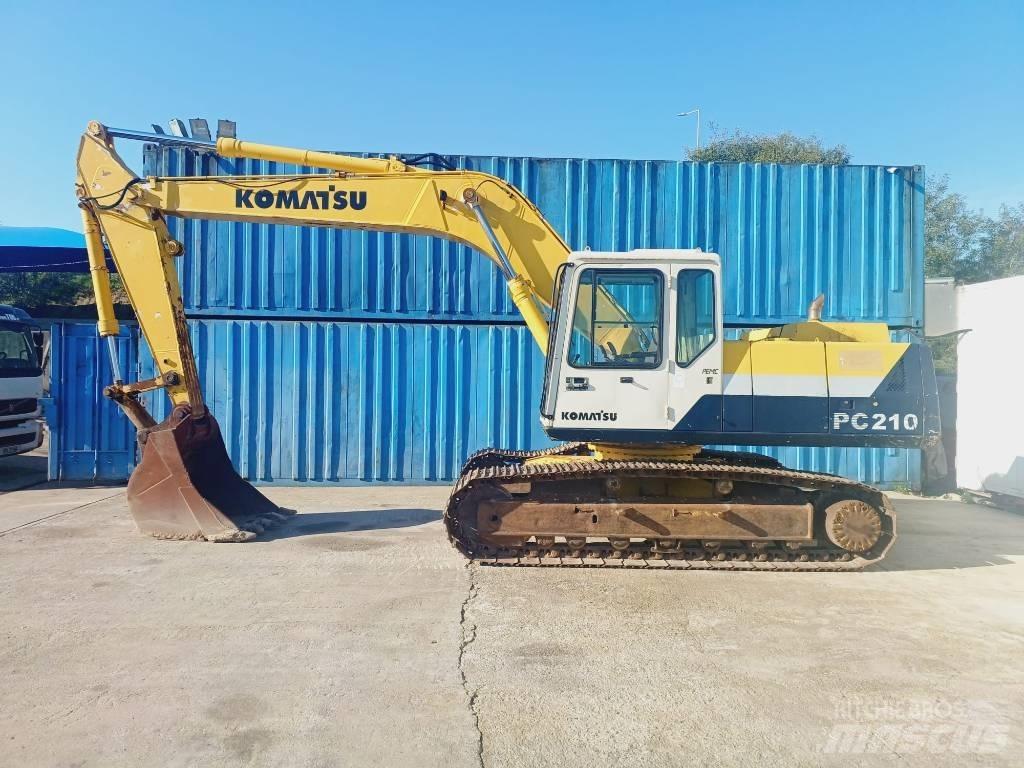 Komatsu PC 210-5 حفارات زحافة