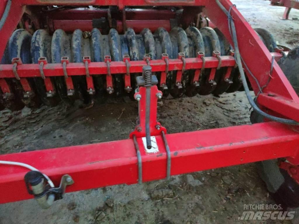 Horsch JOCKER 12 RT زحافات ساحقة