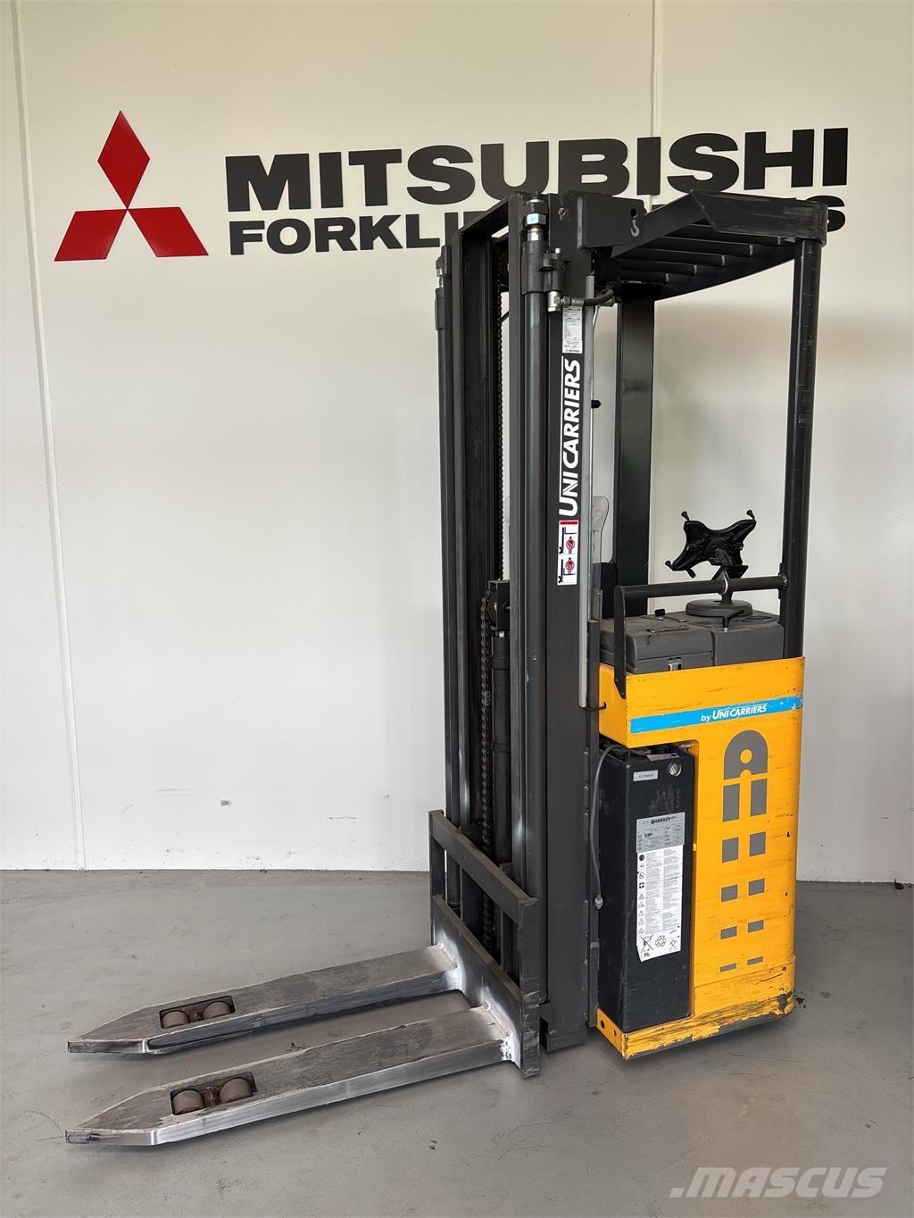 Atlet A160 شاحنات مناولة ذاتية الدفع