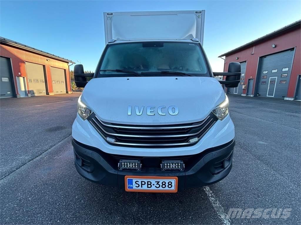 Iveco Daily شاحنة مقفلة