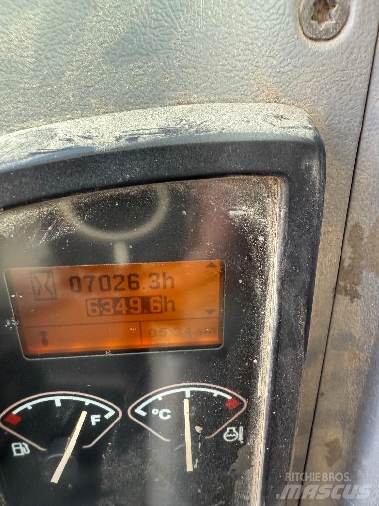 Volvo ECR 88 حفارات وسط 7 طن - 12 طن