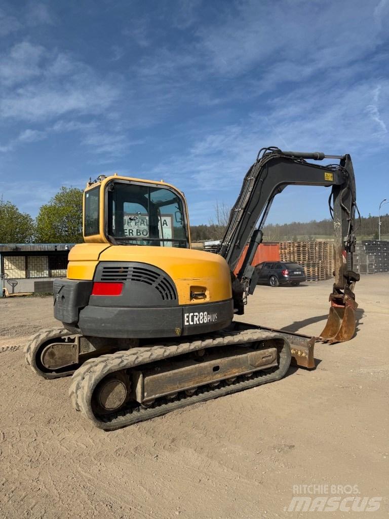 Volvo ECR 88 حفارات وسط 7 طن - 12 طن