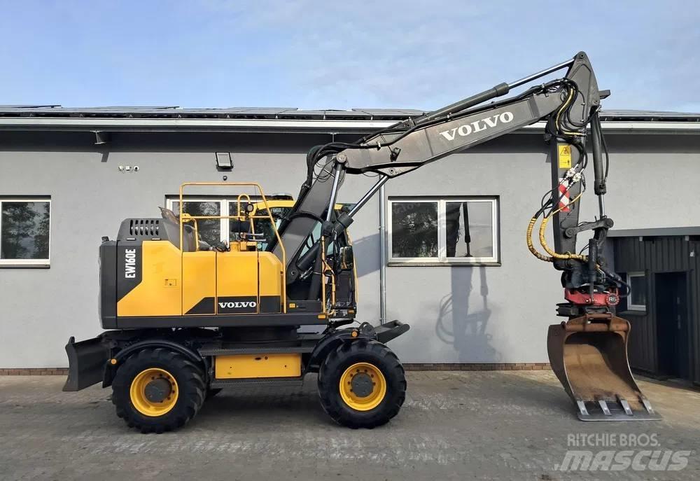 Volvo EW 160 E حفارات بعجل