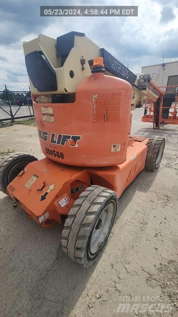 JLG E 450 AJ رافعات سلة مفصلية