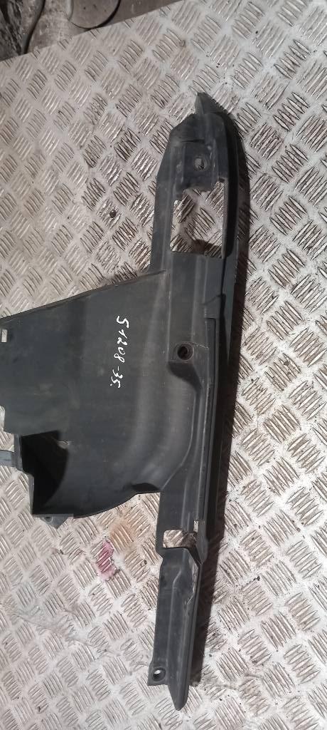Scania 94 D.    1427430 كابينة والداخلية