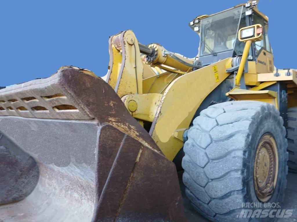 Komatsu WA 600 لوادر بعجل
