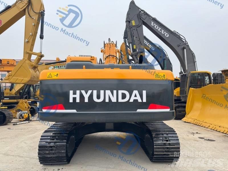 Hyundai R305 LC-9T حفارات زحافة