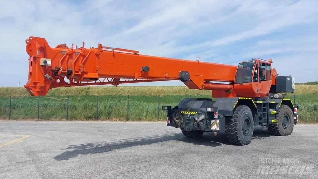 Terex A600 رافعات الطرق الوعرة