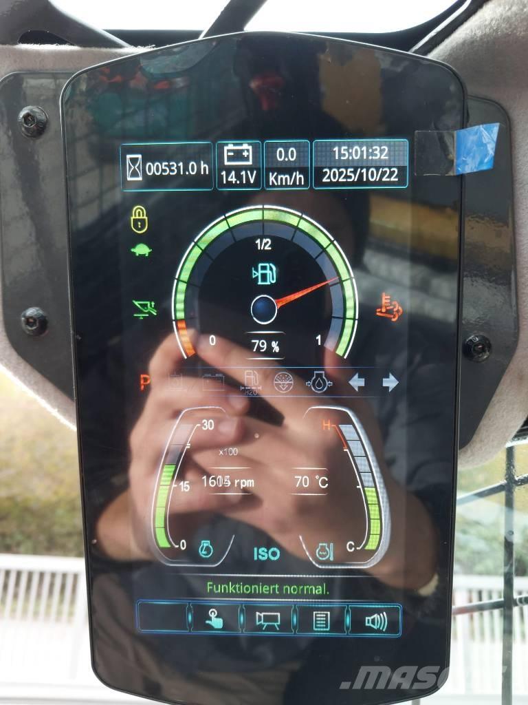 XCMG XC7-TV12 لوادر زحافة