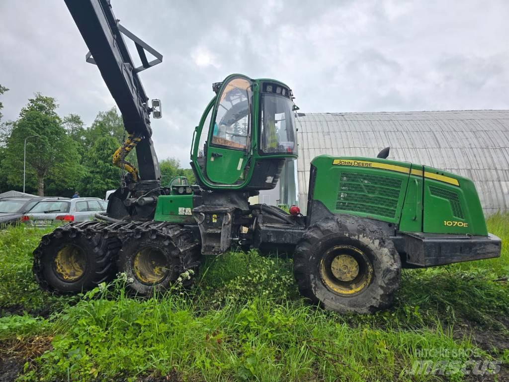 John Deere 1070 E حصادات