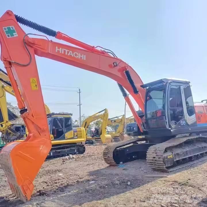 Hitachi ZX200 حفارات زحافة