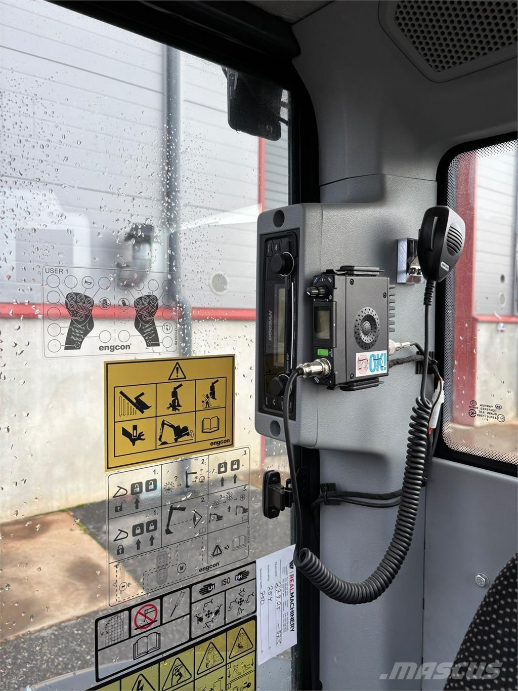 Doosan DX27Z-7 حفارات صغيرة أقل من 7 طن (حفارات صغيرة)