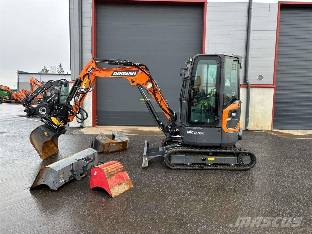 Doosan DX27Z-7 حفارات صغيرة أقل من 7 طن (حفارات صغيرة)