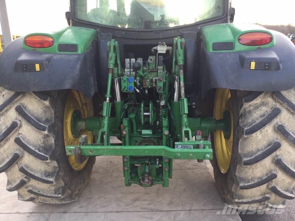 John Deere 6125R الجرارات