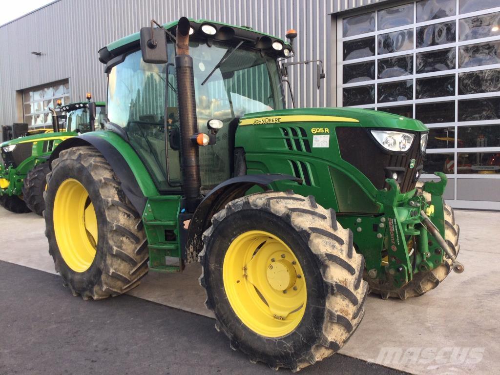 John Deere 6125R الجرارات