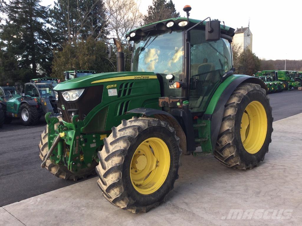 John Deere 6125R الجرارات