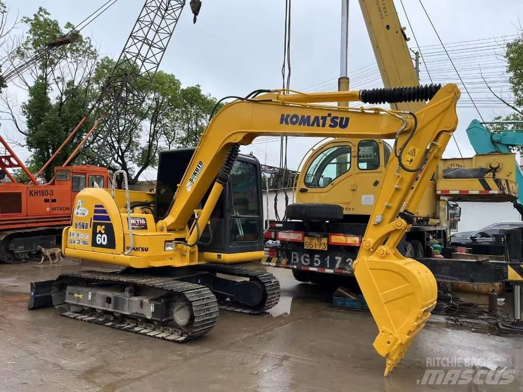 Komatsu PC 60 حفارات زحافة