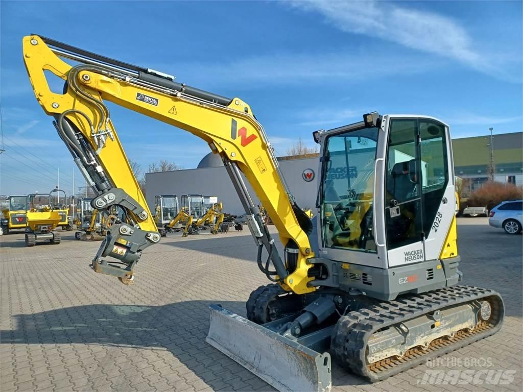 Wacker Neuson EZ50 حفارات زحافة
