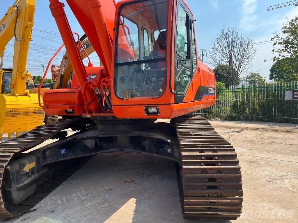Doosan DH 300 LC-7 حفارات زحافة