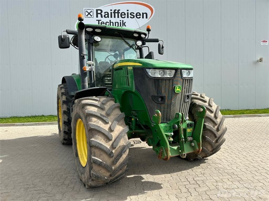 John Deere 7230R الجرارات
