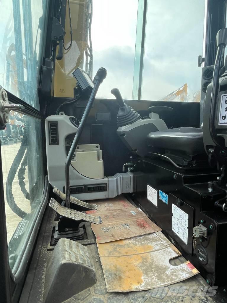 CAT 305.5E2 حفارات صغيرة أقل من 7 طن (حفارات صغيرة)