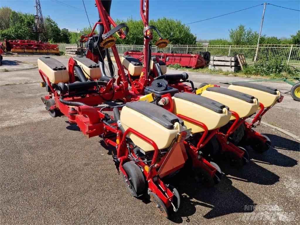 Väderstad TPF8 مثاقيب