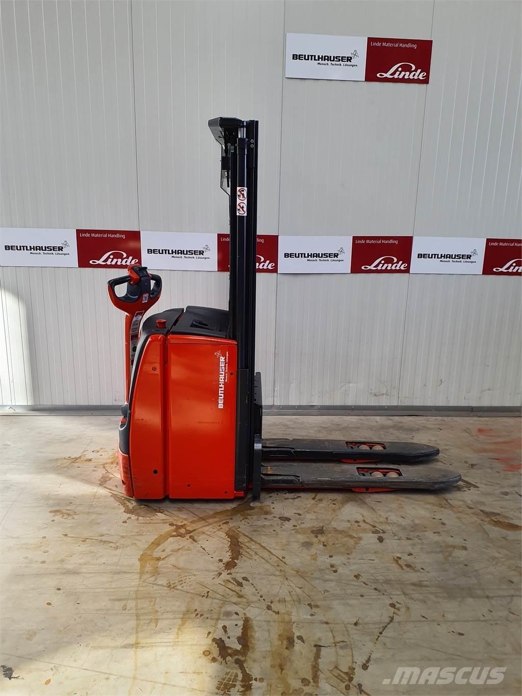 Linde L16i معدات التكديس الجوالة