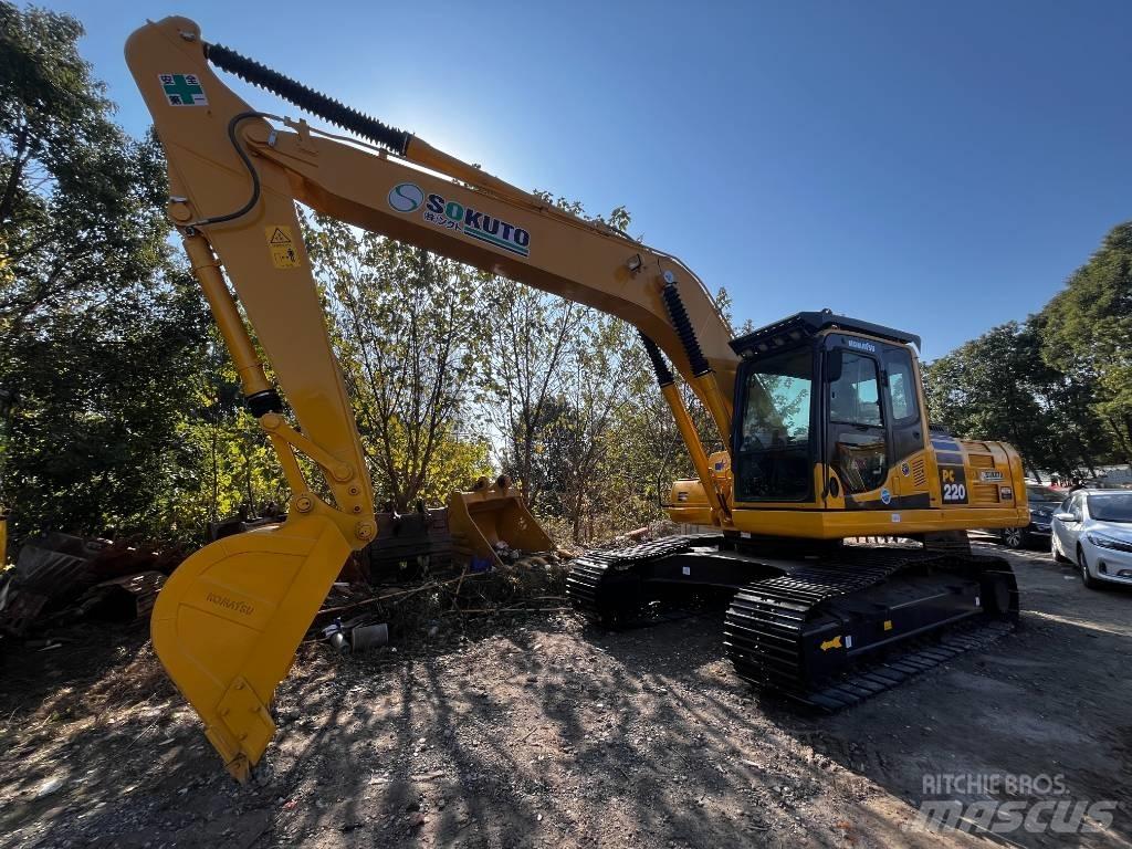 Komatsu PC 220 حفارات زحافة