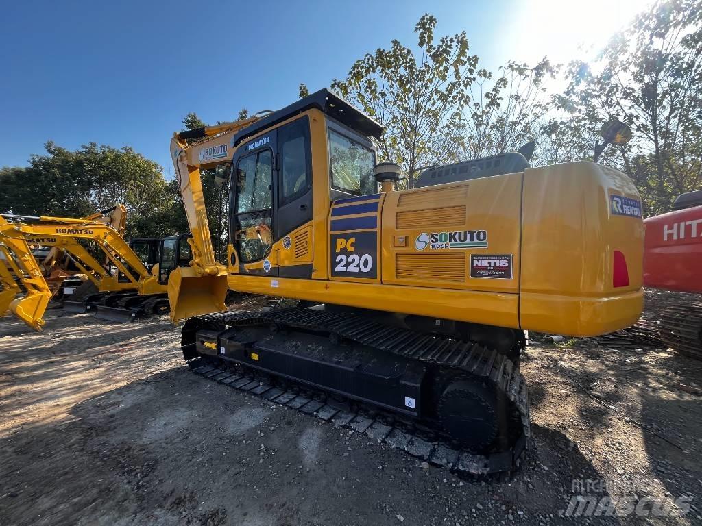 Komatsu PC 220 حفارات زحافة