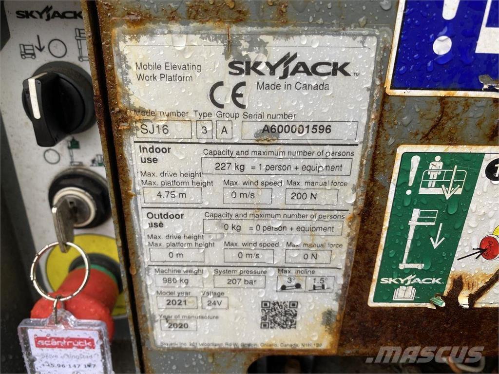 SkyJack SJ16 رافعات السارية الرأسية