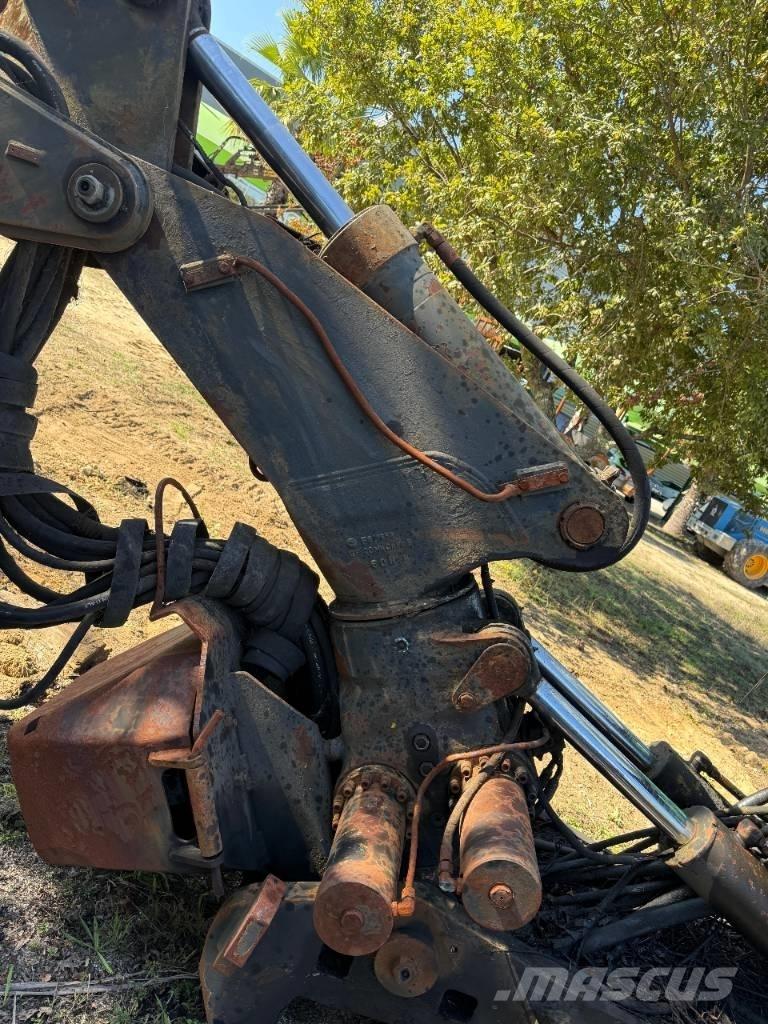 Timberjack 1270 أذرع الغطاس