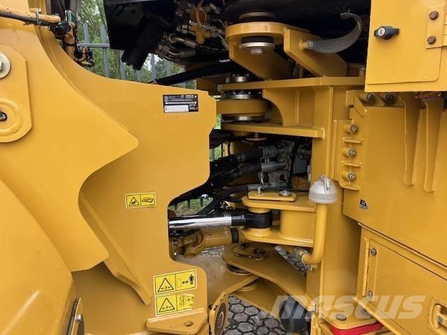 CAT 950 GC لوادر بعجل