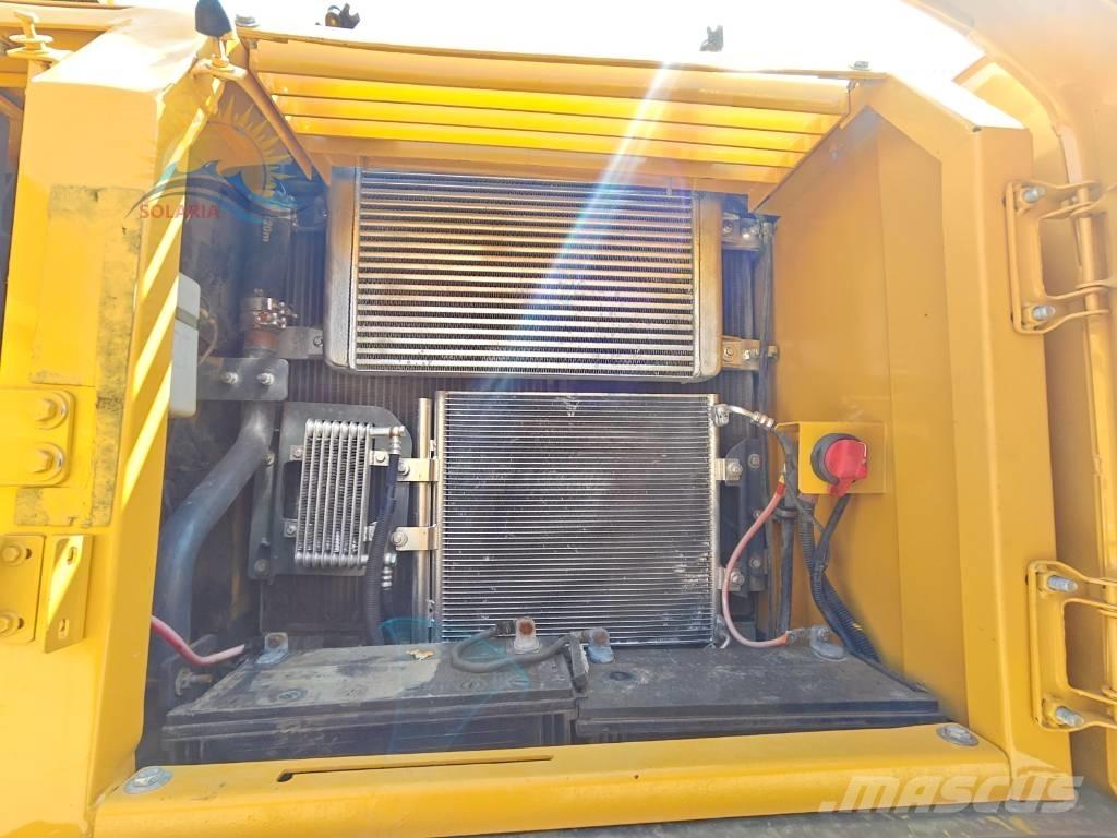XCMG XE 215 D حفارات زحافة