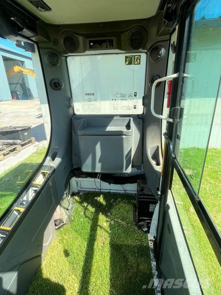 Liebherr 11407040 كابينة والداخلية